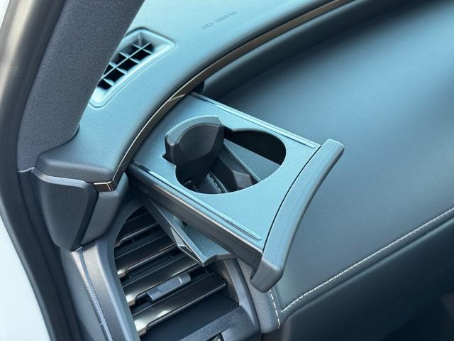 アルファード Ｚ　メーカーＯＰ：左右独立ムーンルーフ・カラーヘッドアップディスプレイ・左右ユニバーサルステップ・トヨタチームメイトアドバンストパーク・１４インチリアシートエンターテイメントシステム（ＪＢＬ／ＥＴＣ２．０（53枚目）