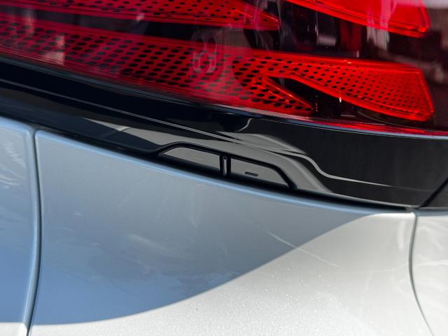 アルファード Ｚ　メーカーＯＰ：左右独立ムーンルーフ・カラーヘッドアップディスプレイ・左右ユニバーサルステップ・トヨタチームメイトアドバンストパーク・１４インチリアシートエンターテイメントシステム（ＪＢＬ／ＥＴＣ２．０（61枚目）