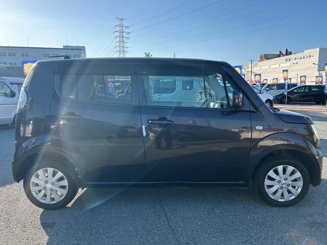 ＭＲワゴン ＷＩＴ　ＬＳ　カロッツェリアナビＡＶＩＣ－ＲＺ２２（ワンセグ・ラジオ・ＣＤ）／革シート／キーレス２個／プッシュスタートボタン／シートリフター／アイドリングストップ／純正ＡＷ／ディスチャージヘッドライト（3枚目）