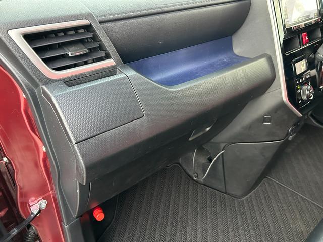 トール カスタムＧ　リミテッドＩＩ　ＳＡＩＩＩ　社外メモリーナビ（ＡＶＩＣ－ＲＱ９０３）（フルセグＴＶ・ＢＴ・ＣＤ・ＤＶＤ・ラジオ）／全周囲カメラ／クルーズコントロール／前席シートヒーター／オートエアコン／スマートキー（２個）／社外フリップダウン（43枚目）