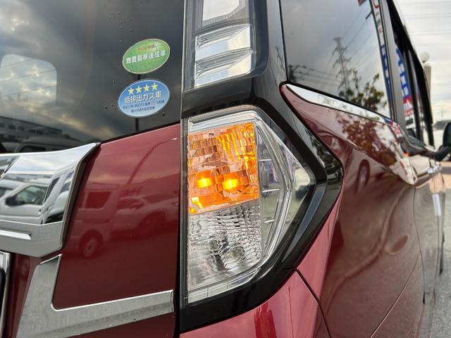 トール カスタムＧ　リミテッドＩＩ　ＳＡＩＩＩ　社外メモリーナビ（ＡＶＩＣ－ＲＱ９０３）（フルセグＴＶ・ＢＴ・ＣＤ・ＤＶＤ・ラジオ）／全周囲カメラ／クルーズコントロール／前席シートヒーター／オートエアコン／スマートキー（２個）／社外フリップダウン（49枚目）