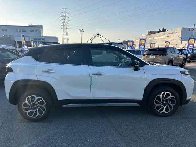 フロンクス ベースグレード　９インチ純正ナビ（ＢＴ・ラジオ・カープレイ）／電動パーキング／シートヒーター／全周囲モニターカメラ／クルーズコントロール／スズキセーフティーサポート／ワイヤレス充電／ヘッドアップディスプレイ（4枚目）