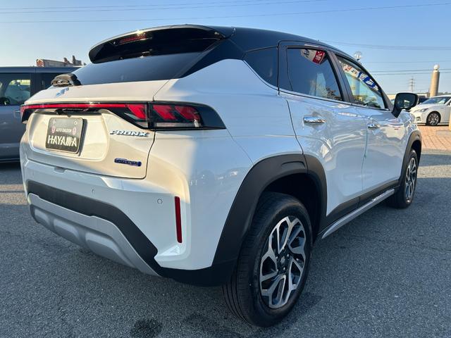 フロンクス ベースグレード　９インチ純正ナビ（ＢＴ・ラジオ・カープレイ）／電動パーキング／シートヒーター／全周囲モニターカメラ／クルーズコントロール／スズキセーフティーサポート／ワイヤレス充電／ヘッドアップディスプレイ（5枚目）