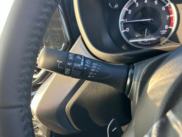 フロンクス ベースグレード　９インチ純正ナビ（ＢＴ・ラジオ・カープレイ）／電動パーキング／シートヒーター／全周囲モニターカメラ／クルーズコントロール／スズキセーフティーサポート／ワイヤレス充電／ヘッドアップディスプレイ（17枚目）