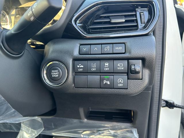 フロンクス ベースグレード　９インチ純正ナビ（ＢＴ・ラジオ・カープレイ）／電動パーキング／シートヒーター／全周囲モニターカメラ／クルーズコントロール／スズキセーフティーサポート／ワイヤレス充電／ヘッドアップディスプレイ（23枚目）