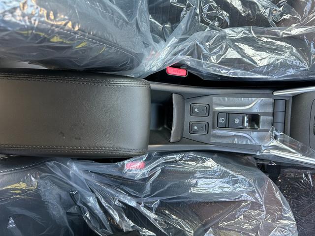 フロンクス ベースグレード　９インチ純正ナビ（ＢＴ・ラジオ・カープレイ）／電動パーキング／シートヒーター／全周囲モニターカメラ／クルーズコントロール／スズキセーフティーサポート／ワイヤレス充電／ヘッドアップディスプレイ（30枚目）