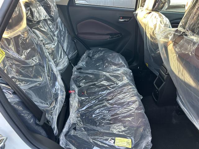 フロンクス ベースグレード　９インチ純正ナビ（ＢＴ・ラジオ・カープレイ）／電動パーキング／シートヒーター／全周囲モニターカメラ／クルーズコントロール／スズキセーフティーサポート／ワイヤレス充電／ヘッドアップディスプレイ（33枚目）