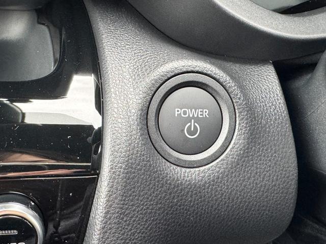 ヤリスクロス ハイブリッドＺ　メーカーＯＰ（特別色）／パノラミックビューＭ／前席シートヒーター／ＥＴＣ２．０／／８インチディスプレイオーディオ（Ａｐｐｌｅｃａｒｐｌａｙ／フルセグＴＶ／ＢＴ／ラジオ）／ＬＥＤヘッドライト（15枚目）