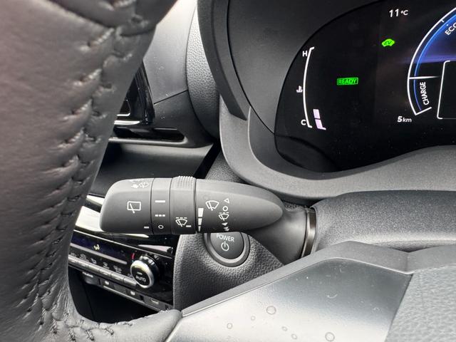 ヤリスクロス ハイブリッドＺ　メーカーＯＰ（特別色）／パノラミックビューＭ／前席シートヒーター／ＥＴＣ２．０／／８インチディスプレイオーディオ（Ａｐｐｌｅｃａｒｐｌａｙ／フルセグＴＶ／ＢＴ／ラジオ）／ＬＥＤヘッドライト（18枚目）