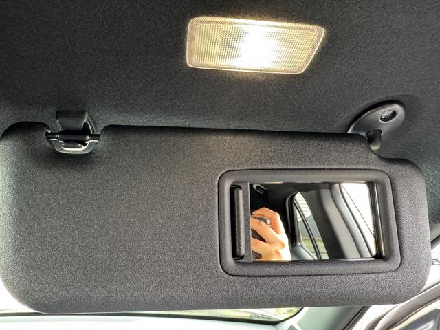 ヤリスクロス ハイブリッドＺ　メーカーＯＰ（特別色）／パノラミックビューＭ／前席シートヒーター／ＥＴＣ２．０／／８インチディスプレイオーディオ（Ａｐｐｌｅｃａｒｐｌａｙ／フルセグＴＶ／ＢＴ／ラジオ）／ＬＥＤヘッドライト（25枚目）