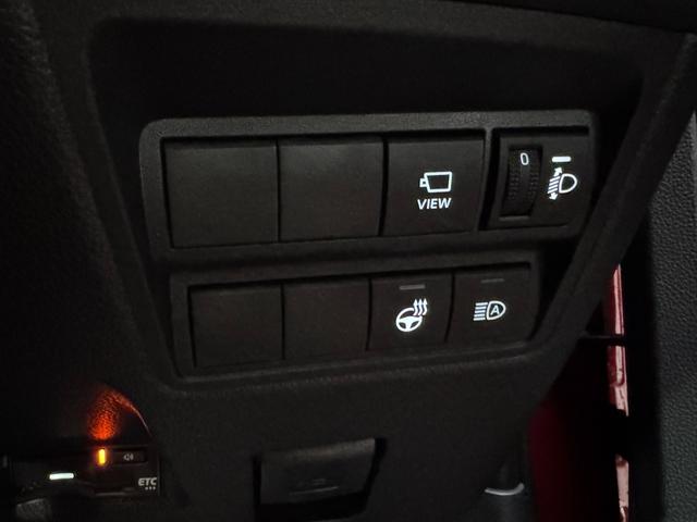 ヤリスクロス ハイブリッドＺ　メーカーＯＰ（特別色）／パノラミックビューＭ／前席シートヒーター／８インチＤオーディオ（フルセグＴＶ・Ａｐｐｌｅ　Ｃａｒｐｌａｙ・ナビ・ＢＴ）／ＥＴＣ２．０／ステアリングヒーター／オートハイビーム（22枚目）