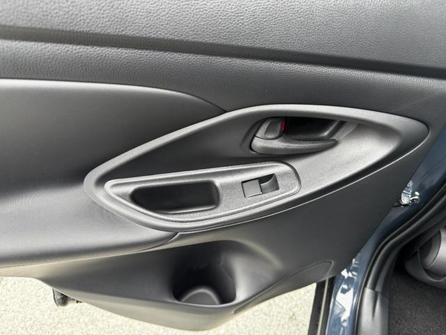 ヤリスクロス ハイブリッドZ メーカーOP(特別色)/パノラミックビューM/BSM/前席シートヒーター/8インチDオーディオ(フルセグTV・Apple Carplay・ナビ・BT)/ステアリングヒーター/ETC2.0/スマートキー(44枚目)