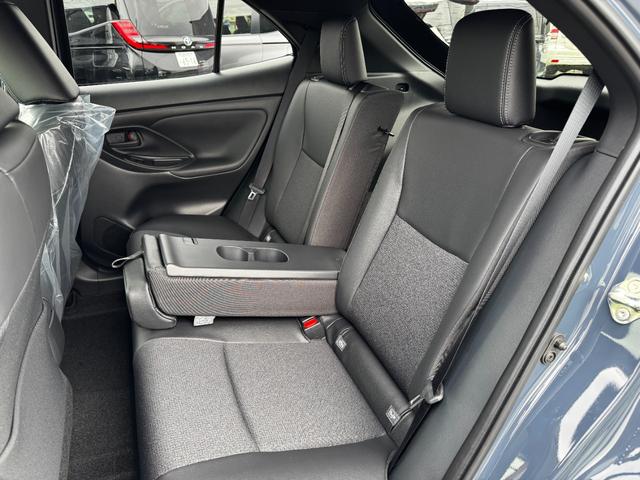 ヤリスクロス ハイブリッドZ メーカーOP(特別色)/パノラミックビューM/BSM/前席シートヒーター/8インチDオーディオ(フルセグTV・Apple Carplay・ナビ・BT)/ステアリングヒーター/ETC2.0/スマートキー(47枚目)