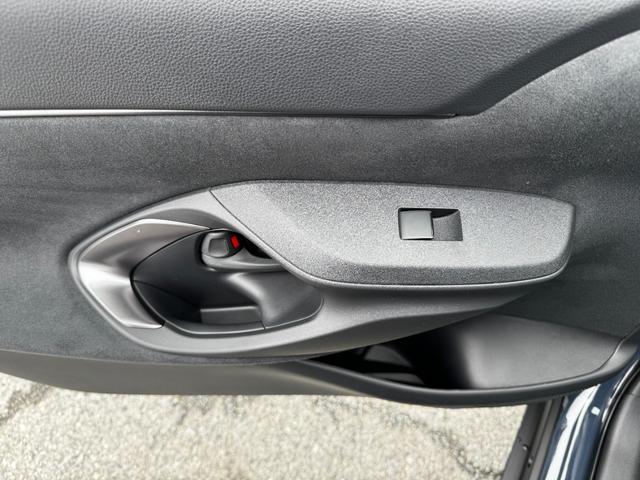 ヤリスクロス ハイブリッドZ メーカーOP(特別色)/パノラミックビューM/BSM/前席シートヒーター/8インチDオーディオ(フルセグTV・Apple Carplay・ナビ・BT)/ステアリングヒーター/ETC2.0/スマートキー(51枚目)