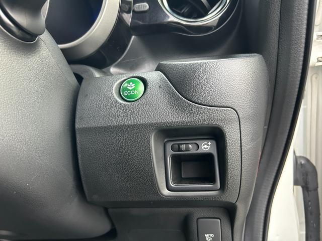 N-BOXスラッシュ G・Lインテリアカラーパッケージ ホンダセンシング/サウンドマッピングシステム/前席シートヒーター/社外ナビAVIC-RZ802(CD・DVD・フルセグ・BT)バックカメラ/オートエアコン/ビルトインETC/運転席シートリフター(19枚目)