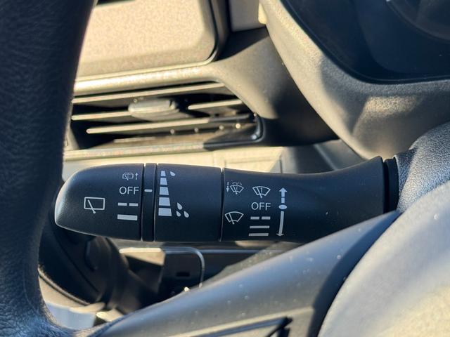 eKスペース G バックカメラ/片側パワースライドドア/スマートキー2個/プッシュスタート/i-stop/車線逸脱警報/前席シートヒーター/オートエアコン/リアサーキュレーター/衝突被害軽減ブレーキ/先行車発進知らせ(18枚目)