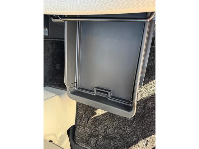 eKスペース G バックカメラ/片側パワースライドドア/スマートキー2個/プッシュスタート/i-stop/車線逸脱警報/前席シートヒーター/オートエアコン/リアサーキュレーター/衝突被害軽減ブレーキ/先行車発進知らせ(46枚目)