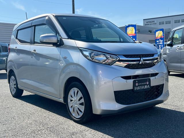 ｅＫワゴン Ｍ　純正オーディオ／ステアリングスイッチ／アイドリングストップ／セーフティーシールド／ライトレベライザー／オートライト／シートリフター／電格ミラー／前席シートヒーター／ドラレコ（前後）衝突軽減ブレーキ（3枚目）