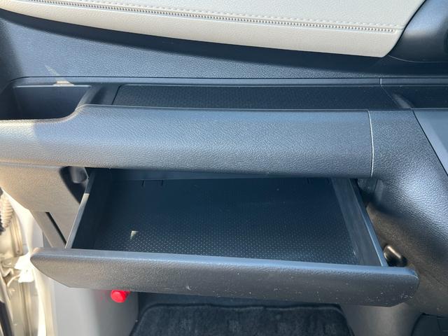 ｅＫワゴン Ｍ　純正オーディオ／ステアリングスイッチ／アイドリングストップ／セーフティーシールド／ライトレベライザー／オートライト／シートリフター／電格ミラー／前席シートヒーター／ドラレコ（前後）衝突軽減ブレーキ（28枚目）