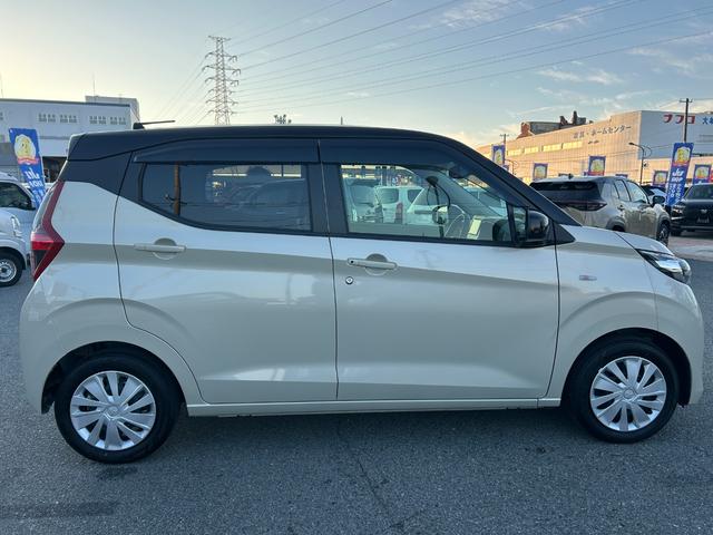 eKワゴン G 社外ナビ(フルセグTV・Bluetooth・CD・DVD・ラジオ)バックカメラ/前席シートヒータ/オートエアコン/スマートキー(2個)プッシュスタート/ステアリングスイッチ/電格ドアミラー(4枚目)