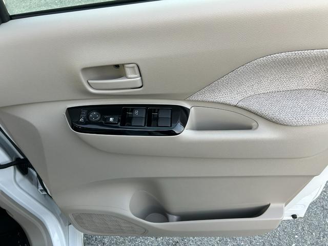 ルークス Ｘ　純正９インチナビ（フルセグＴＶ・ＢＴ・ラジオ）／アラウンドビューＭ／ドラレコ（前・車内・後）／ＥＴＣ／タッチパネルオートエアコン／プッシュスタート／左側パワー電動スライドドア／後席ロールサンシェード（10枚目）