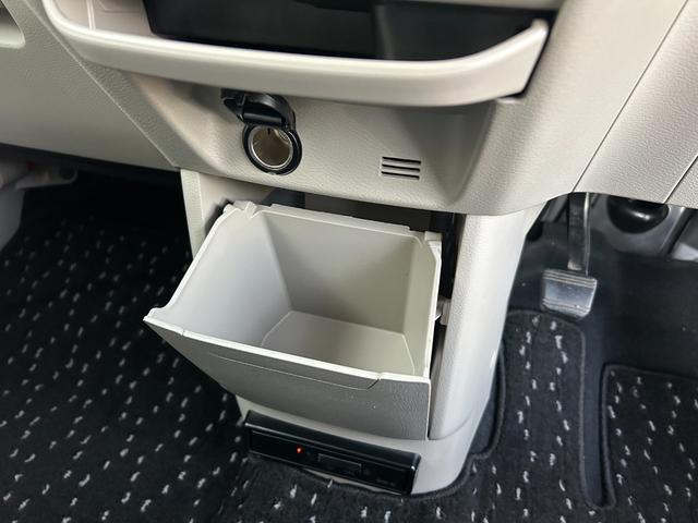 ルークス Ｘ　純正９インチナビ（フルセグＴＶ・ＢＴ・ラジオ）／アラウンドビューＭ／ドラレコ（前・車内・後）／ＥＴＣ／タッチパネルオートエアコン／プッシュスタート／左側パワー電動スライドドア／後席ロールサンシェード（28枚目）