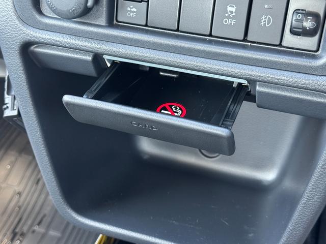 スーパーキャリイ Ｘ　社外ナビ（フルセグＴＶ／ＢＴ／ＣＤ／ＤＶＤ／ラジオ／ＳＤ）／車線逸脱警報／横滑り防止機能／キーレス／オートライト／ＥＴＣ／デュアルカメラブレーキ／荷台ゴムマット／パーキングセンサー／フォグランプ（23枚目）