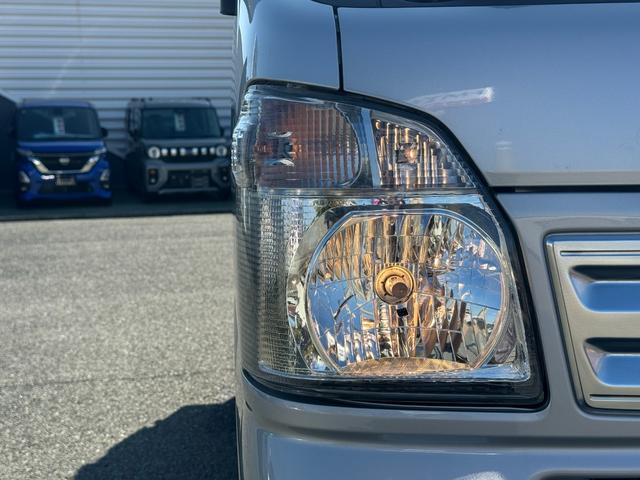 スーパーキャリイ Ｘ　社外ナビ（フルセグＴＶ／ＢＴ／ＣＤ／ＤＶＤ／ラジオ／ＳＤ）／車線逸脱警報／横滑り防止機能／キーレス／オートライト／ＥＴＣ／デュアルカメラブレーキ／荷台ゴムマット／パーキングセンサー／フォグランプ（43枚目）