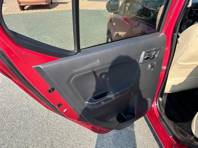 ミライース Ｘ　ＳＡＩＩＩ　純正ナビ（ＮＳＺＮ－Ｗ６８Ｄ）フルセグ・ＣＤ・ＤＶＤ・Ｂｌｕｅｔｏｏｔｈ・ラジオ／ＥＴＣ／ドライブレコーダー／パーキングセンサー／シートカバー／ＬＥＤヘッドライト／バックカメラ／オートライト（30枚目）