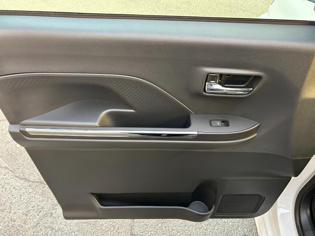 タント カスタムＸ　両側パワースライドドア／プッシュスタート／シートヒーター／バックカメラ／ステアリングスイッチ／電動パーキング／オートホールド／後席ロールサンシェード／ＬＥＤヘッドライト・フォグランプ／オートエアコン（35枚目）