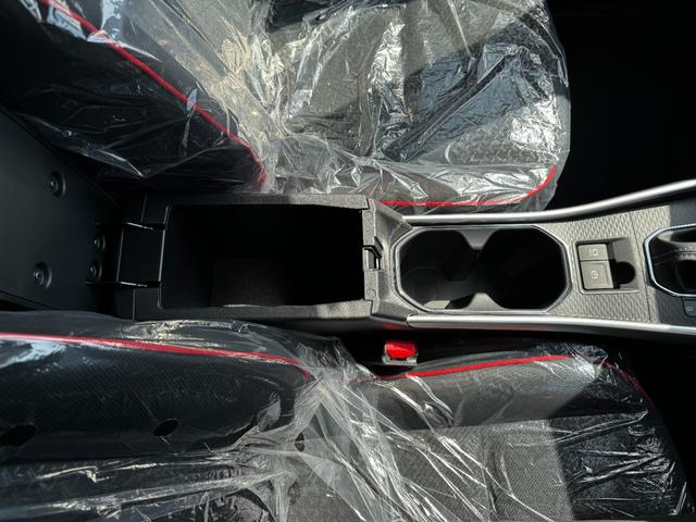 ライズ Ｚ　メーカーＯＰ（特別色・ＢＳＭ＋ＲＣＴＡ・ディスプレイオーディオＰＫＧ・パノラミックビューＰＫＧ）前席シートヒート／電動パーキング／オートホールド／オートエアコン／フルＬＥＤヘッドライト／Ｓ－ＰＯＬ（30枚目）