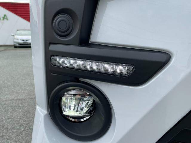 ライズ Ｚ　メーカーＯＰ（特別色・ＢＳＭ＋ＲＣＴＡ・ディスプレイオーディオＰＫＧ・パノラミックビューＰＫＧ）前席シートヒーター／電動パーキング／オートホールド／オートエアコン／フルＬＥＤヘッドライト／Ｓ－ＰＯＬ（40枚目）