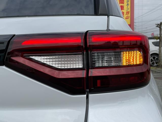 ライズ Ｚ　メーカーＯＰ（特別色・ＢＳＭ＋ＲＣＴＡ・ディスプレイオーディオＰＫＧ・パノラミックビューＰＫＧ）前席シートヒーター／電動パーキング／オートホールド／オートエアコン／フルＬＥＤヘッドライト（45枚目）
