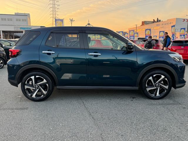 ライズ Ｚ　Ｓｔｒａｄａ７インチワイドナビ（フルセグ・ＣＤ・ＤＶＤ・ＢＴオーディオ）パノラミックビューモニター／ＥＴＣ／前席シートヒーター／ステアリングスイッチ／電動パーキング／ブレーキホールド／ドラレコ（前後）（4枚目）