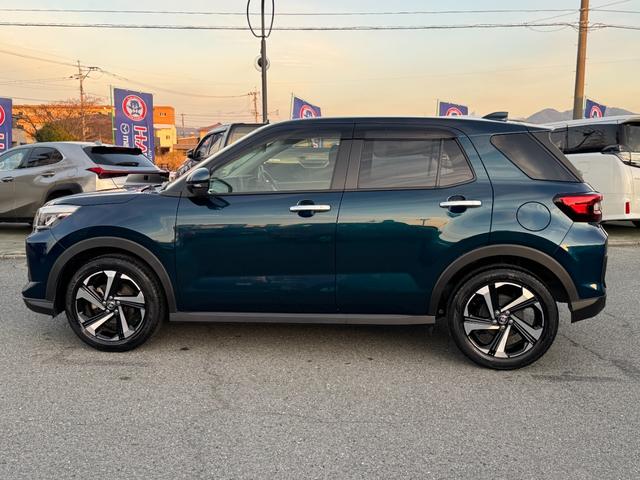 ライズ Ｚ　Ｓｔｒａｄａ７インチワイドナビ（フルセグ・ＣＤ・ＤＶＤ・ＢＴオーディオ）パノラミックビューモニター／ＥＴＣ／前席シートヒーター／ステアリングスイッチ／電動パーキング／ブレーキホールド／ドラレコ（前後）（8枚目）