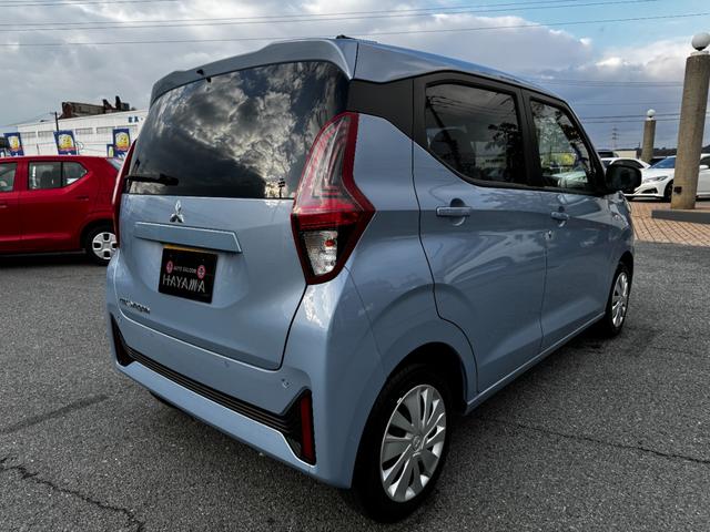 ｅＫワゴン Ｍ　オーディオ（ＣＤ・ＦＭ・ＡＭ・ＡＵＸ）ステアリングスイッチ／前席シートヒーター／オートライト／充電用ＵＳＢポート／キーレスエントリー／バックカメラ／アイドリングストップ／電格ミラー／ライトレベライザー（5枚目）