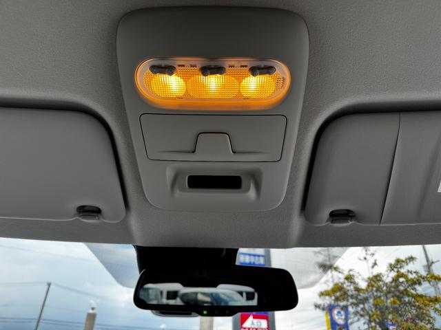 ｅＫワゴン Ｍ　オーディオ（ＣＤ・ＦＭ・ＡＭ・ＡＵＸ）ステアリングスイッチ／前席シートヒーター／オートライト／充電用ＵＳＢポート／キーレスエントリー／バックカメラ／アイドリングストップ／電格ミラー／ライトレベライザー（24枚目）