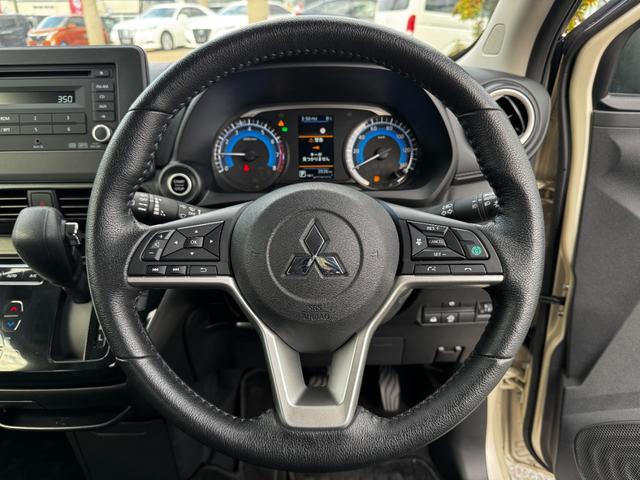 ｅＫクロス Ｇ　プレミアム　デジタルインナーミラー／全方位カメラ／クルーズコントロール／シートヒーター／タッチパネルオートエアコン／ＬＥＤヘッドライト／フォグランプ／電動パーキング／オートホールド／純正アルミホイール（15枚目）