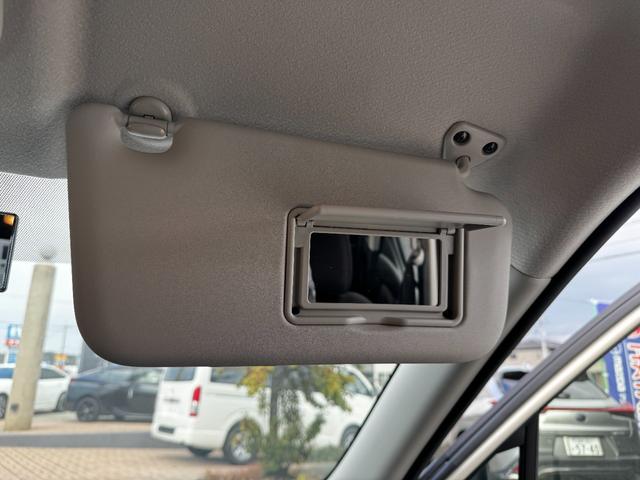 ｅＫクロス Ｇ　プレミアム　デジタルインナーミラー／全方位カメラ／クルーズコントロール／シートヒーター／タッチパネルオートエアコン／ＬＥＤヘッドライト／フォグランプ／電動パーキング／オートホールド／純正アルミホイール（26枚目）