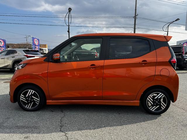 デイズ ハイウェイスター　Ｘ　純正９インチメモリーナビ（フルセグ・ＢＴ・ラジオ・ＨＤＭＩ）アラウンドビューモニター／オートエアコン／ステアリングスイッチ／オートライト／ＬＥＤヘッドライト／フォグランプ／電格ミラー／シートリフター（8枚目）