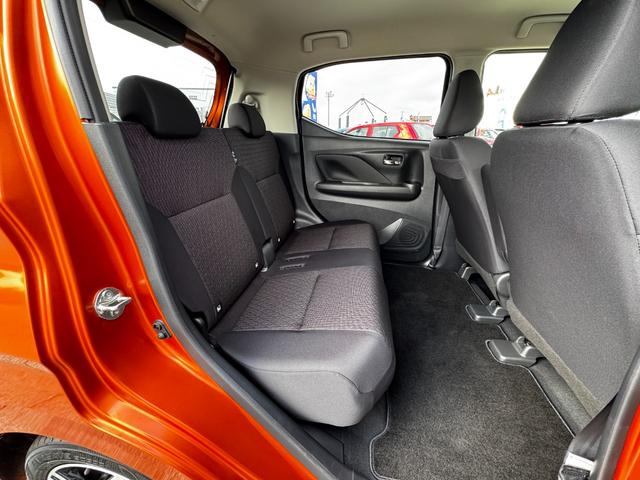 デイズ ハイウェイスター　Ｘ　純正９インチメモリーナビ（フルセグ・ＢＴ・ラジオ・ＨＤＭＩ）アラウンドビューモニター／オートエアコン／ステアリングスイッチ／オートライト／ＬＥＤヘッドライト／フォグランプ／電格ミラー／シートリフター（32枚目）