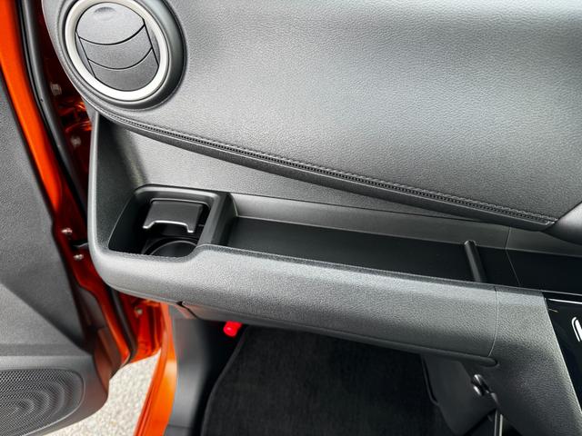 デイズ ハイウェイスター　Ｘ　純正９インチメモリーナビ（フルセグ・ＢＴ・ラジオ・ＨＤＭＩ）アラウンドビューモニター／オートエアコン／ステアリングスイッチ／オートライト／ＬＥＤヘッドライト／フォグランプ／電格ミラー／シートリフター（42枚目）