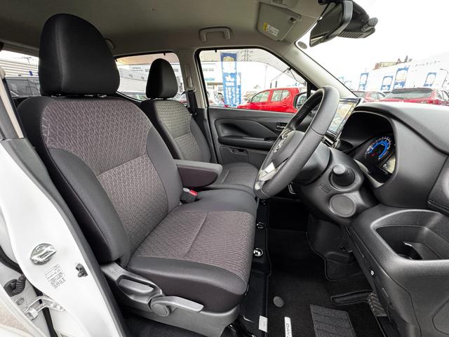 デイズ ハイウェイスター　Ｘ　純正ナビ（ＭＭ２２３Ｄ－Ｌ）（フルセグＴＶ・ＢＴ・ＵＳＢ・ＡＭ・ＦＭ・ＨＤＭＩ）／ドラレコ／ＥＴＣ２．０／アラウンドビューＭ／ＬＥＤヘッドライト／フォグランプ／オートライト／コーナーセンサー（Ｆ・Ｒ）（12枚目）