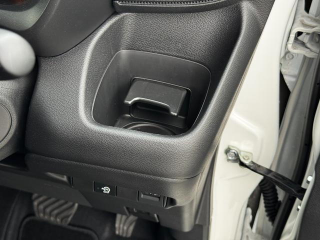 デイズ ハイウェイスター　Ｘ　純正ナビ（ＭＭ２２３Ｄ－Ｌ）（フルセグＴＶ・ＢＴ・ＵＳＢ・ＡＭ・ＦＭ・ＨＤＭＩ）／ドラレコ／ＥＴＣ２．０／アラウンドビューＭ／ＬＥＤヘッドライト／フォグランプ／オートライト／コーナーセンサー（Ｆ・Ｒ）（18枚目）