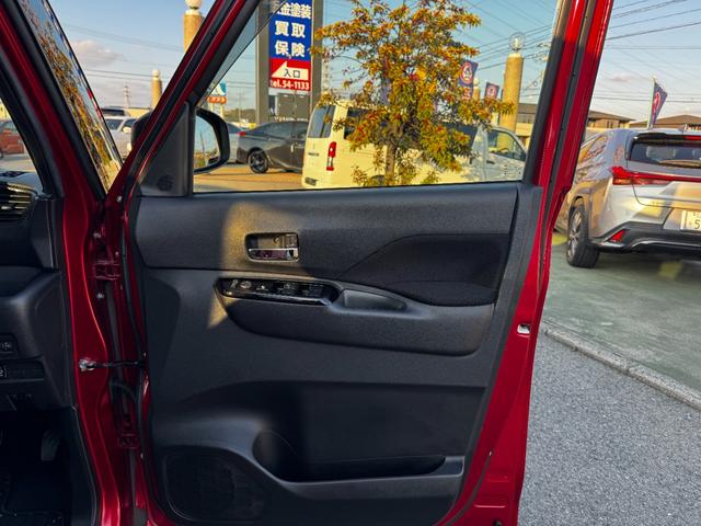 ルークス ハイウェイスター　Ｘ　エマージェンシーブレーキ／アラウンドビューＭ／日産純正ナビＭＪ１２１Ｄ－Ｗ（ＣＤ・フルセグ・ＢＴ・ＳＤ・ラジオ）／両側パワースライドドア／ＥＴＣ／タッチパネルエアコン／ＬＥＤヘッドランプ／フォグランプ（9枚目）