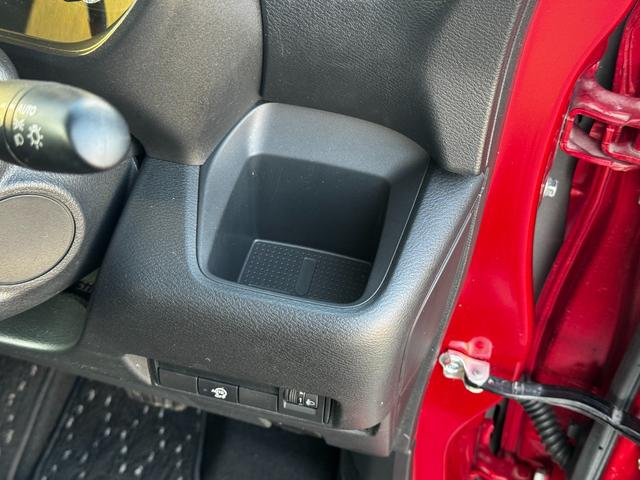 ルークス ハイウェイスター　Ｘ　エマージェンシーブレーキ／アラウンドビューＭ／日産純正ナビＭＪ１２１Ｄ－Ｗ（ＣＤ・フルセグ・ＢＴ・ＳＤ・ラジオ）／両側パワースライドドア／ＥＴＣ／タッチパネルエアコン／ＬＥＤヘッドランプ／フォグランプ（18枚目）