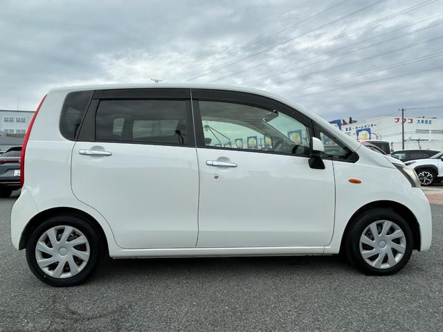 ムーヴ L SA キーレス/社外メモリーナビ(CN‐E200D)ワンセグ・CD・ラジオ/スマートアシスト/シートリフター/電格ミラー/アームレスト横滑り防止装置/衝突被害軽減ブレーキ/アイドリングストップ(4枚目)