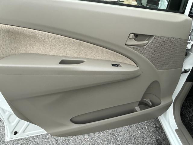 ムーヴ L SA キーレス/社外メモリーナビ(CN‐E200D)ワンセグ・CD・ラジオ/スマートアシスト/シートリフター/電格ミラー/アームレスト横滑り防止装置/衝突被害軽減ブレーキ/アイドリングストップ(32枚目)