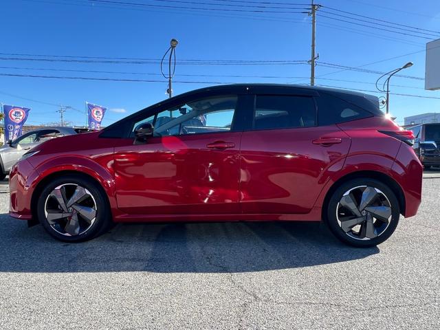 オーラ G レザーエディション 9インチ純正ナビ(フルセグ・BTオーディオ・HDMI・AM・FM)アラウンドビューモニター/インテリジェントルームミラー/LEDヘッドライト/オートエアコン/オートライト/ステアリングスイッチ(8枚目)