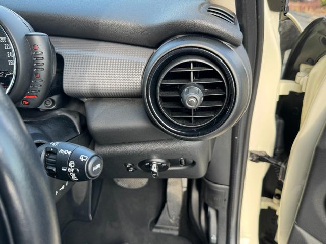 ���͂₢�E�����E���S�̎Ԍ��̑S���`�F�[���y�A�b�v���Ԍ��z�����X�ł����^�A�ǎw�薯�ԎԌ��H��𕹐݂��Ă��܂���